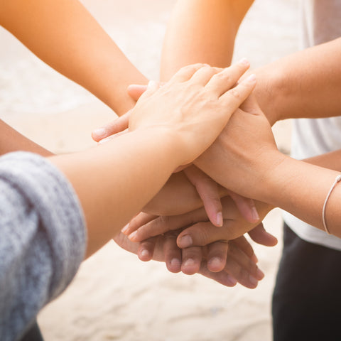 Friendship Gift Ideas For Your Lifetime Friend